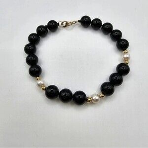 14K Gold, Onyx, & Pearls 7 Inch Beaded Bracelet stamped